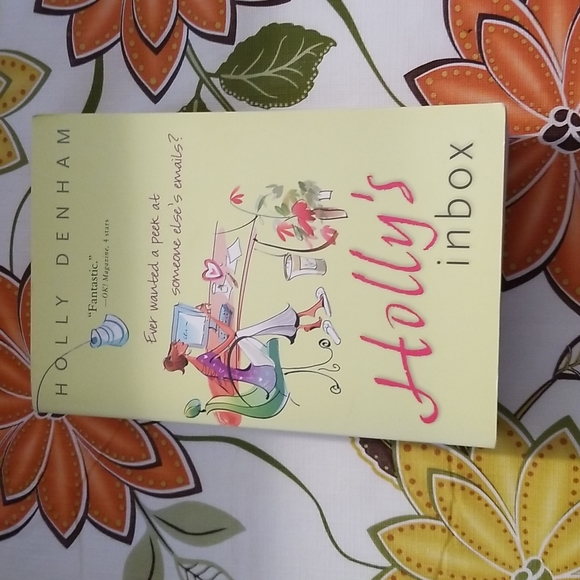 Holly's inbox by Holly Denham - Picture 1 of 6